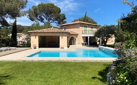 Belle Villa Dans Clos Prive - Saint Raphael Boulouris